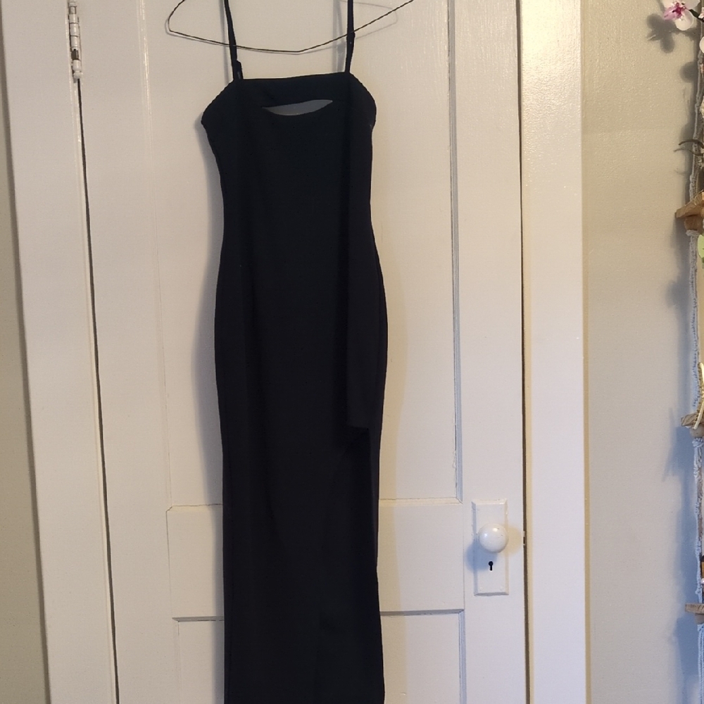 Lulu's Maxi Dress One Leg Open Size Small